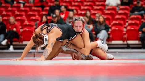 Beavers wrestling returns to the mat